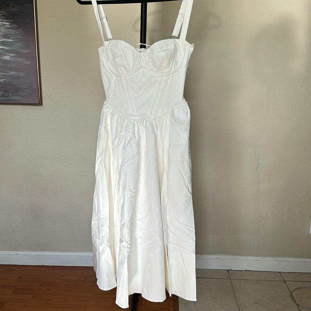 HOUSE OF CB 'Kelly' White Corset Midi Sundress NWOT size S A-C - Picture 5 of 13